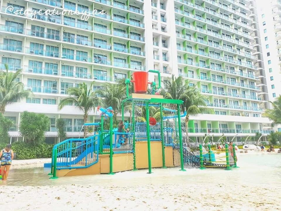 Azure Urban Resort Res. Paranaque City Exterior foto